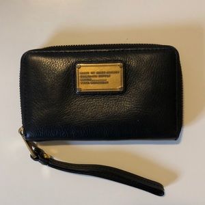 Marc by Marc Jacobs wristlet